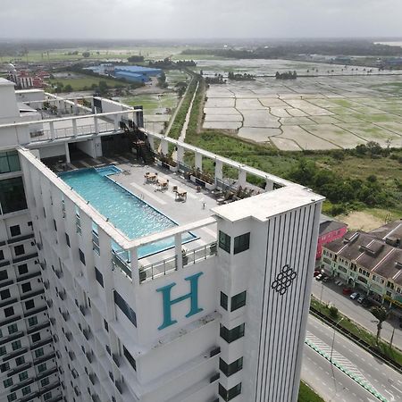 H Elite Design Hotel Kota Bharu Eksteriør billede