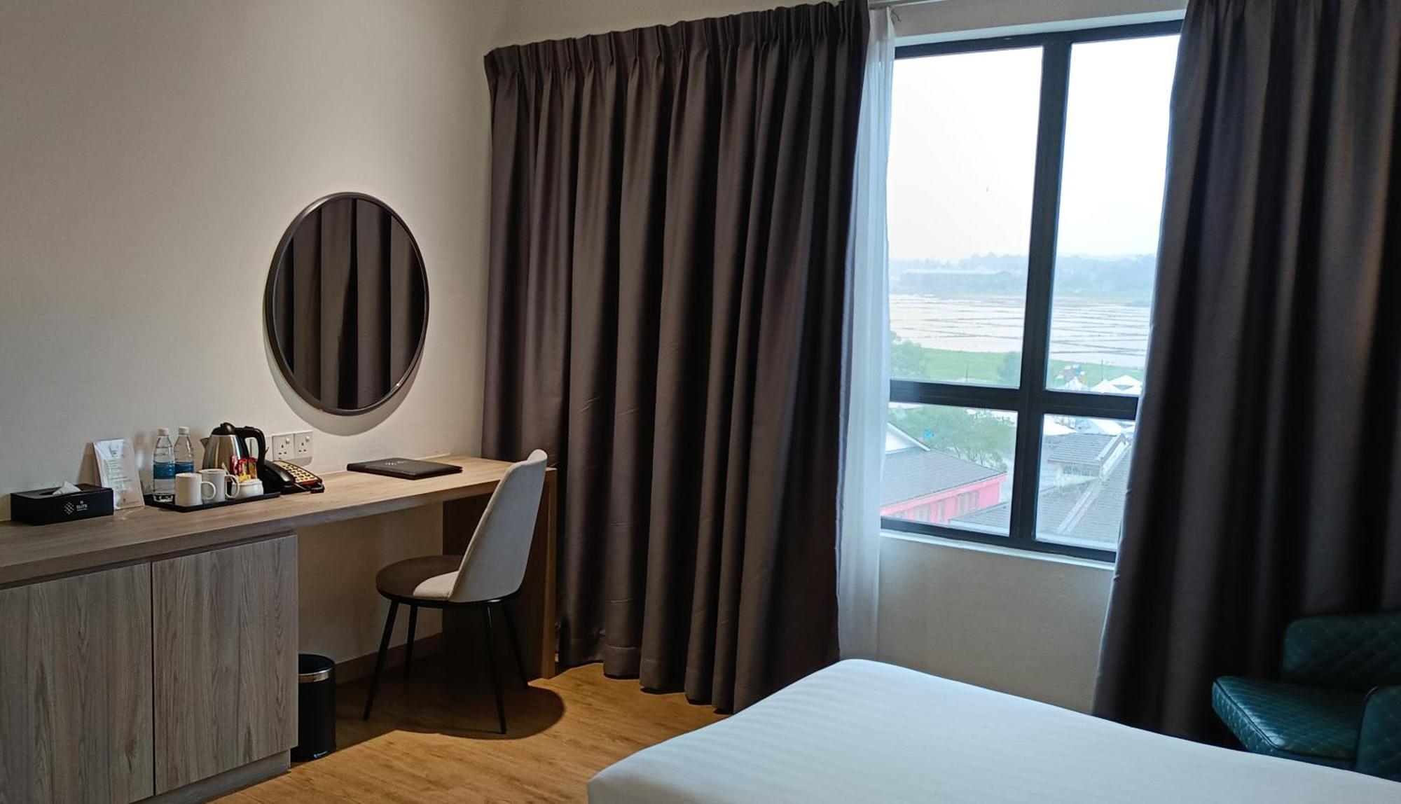 H Elite Design Hotel Kota Bharu Eksteriør billede